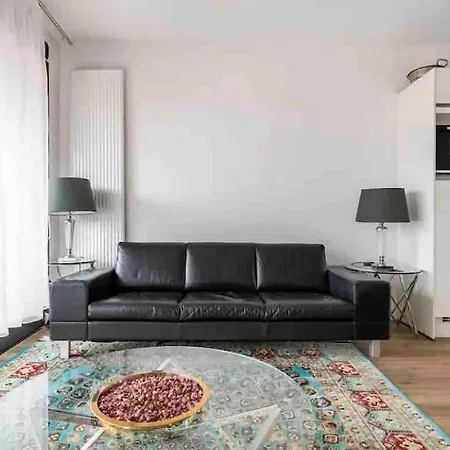 Large And Spacious 4-bedroom With Roofterras * Amsterdam