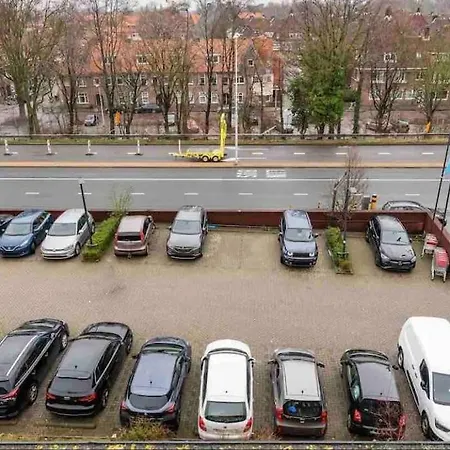 Apartment Large And Spacious 4-bedroom With Roofterras