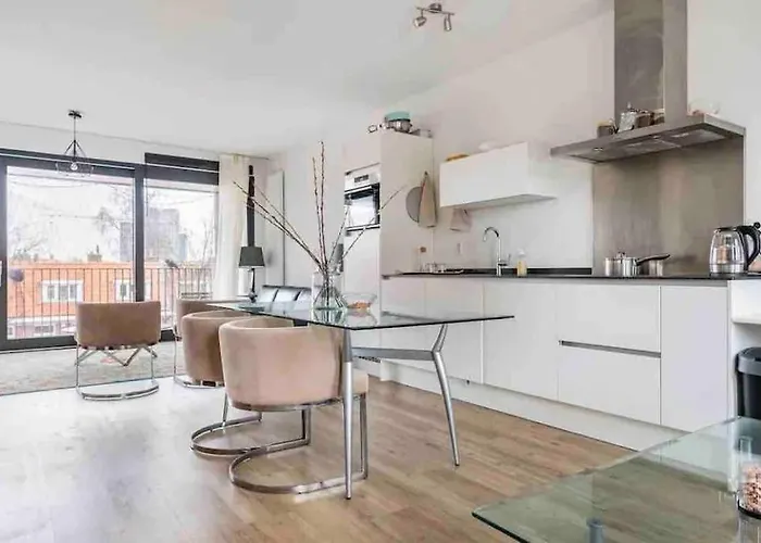 Apartamento 120m2 Spacious 4-bedroom With Roofterras